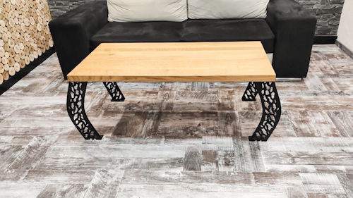 Stylowy stół metalowo-drewniany